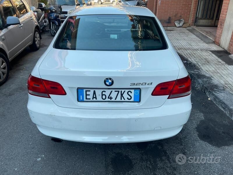 Usata BMW 320 Comfort Edition 184 CV (135 kW) 2010 Coupé