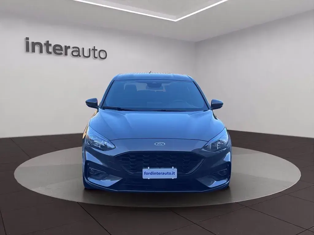 Usado Ford Focus ST-Line 125 HP (91 kW) 2021 Sedan