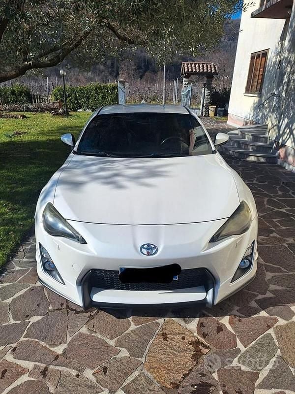 Usata Toyota GT86 GT 2012 Bianco Coupé