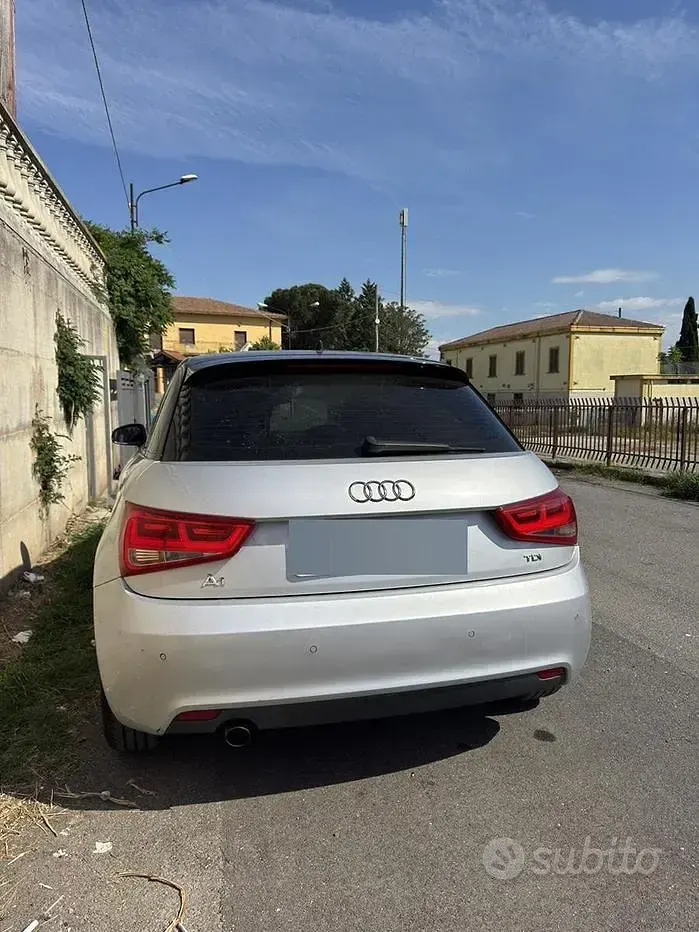 Usata Audi A1 Sportback Admired 90 CV (66 kW) 2014 Grigio Utilitaria