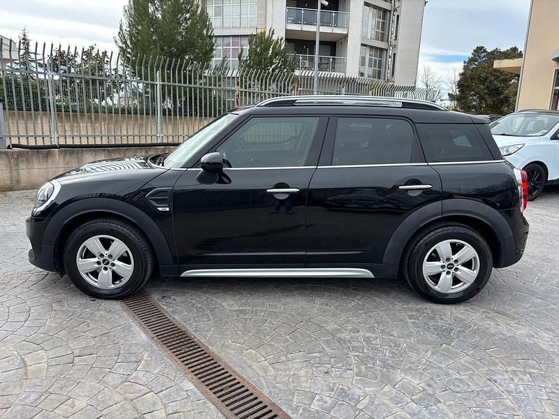 Usata Mini One D Countryman Business 116 CV (85 kW) 2019 Nero SUV