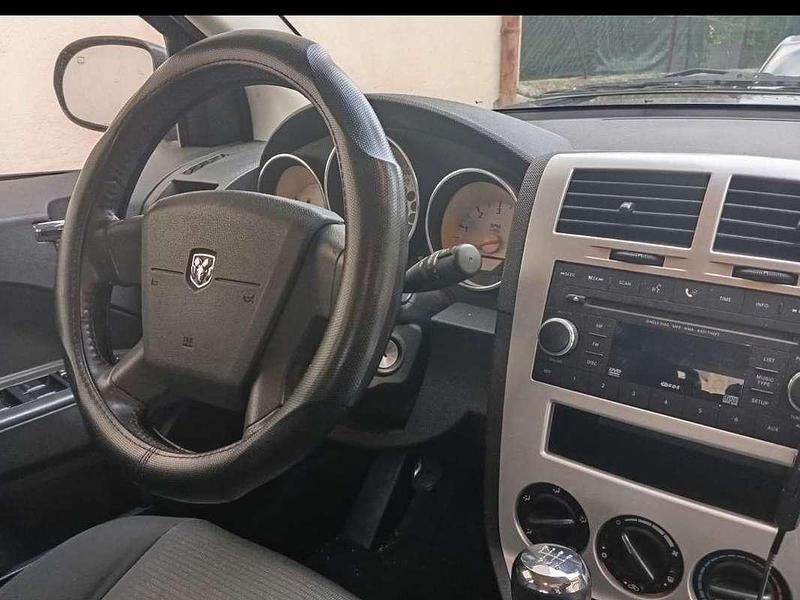 Usata Dodge Caliber SXT 140 CV (102 kW) 2010 Blu/azzurro Utilitaria