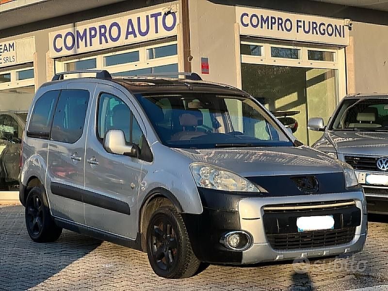 Grigio Usata 2008 Peugeot Partner Monovolume | 4200 € - Immagine 1/4