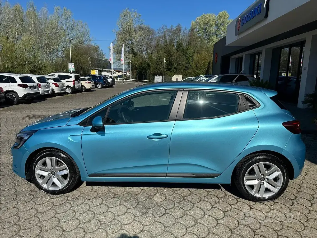 Usata Renault Clio V SE 66 CV (48 kW) 2021 Bluazzurro Berlina