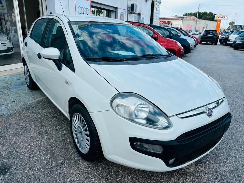 Usata Fiat Punto Evo Active 75 CV (55 kW) 2010 Bianco Utilitaria