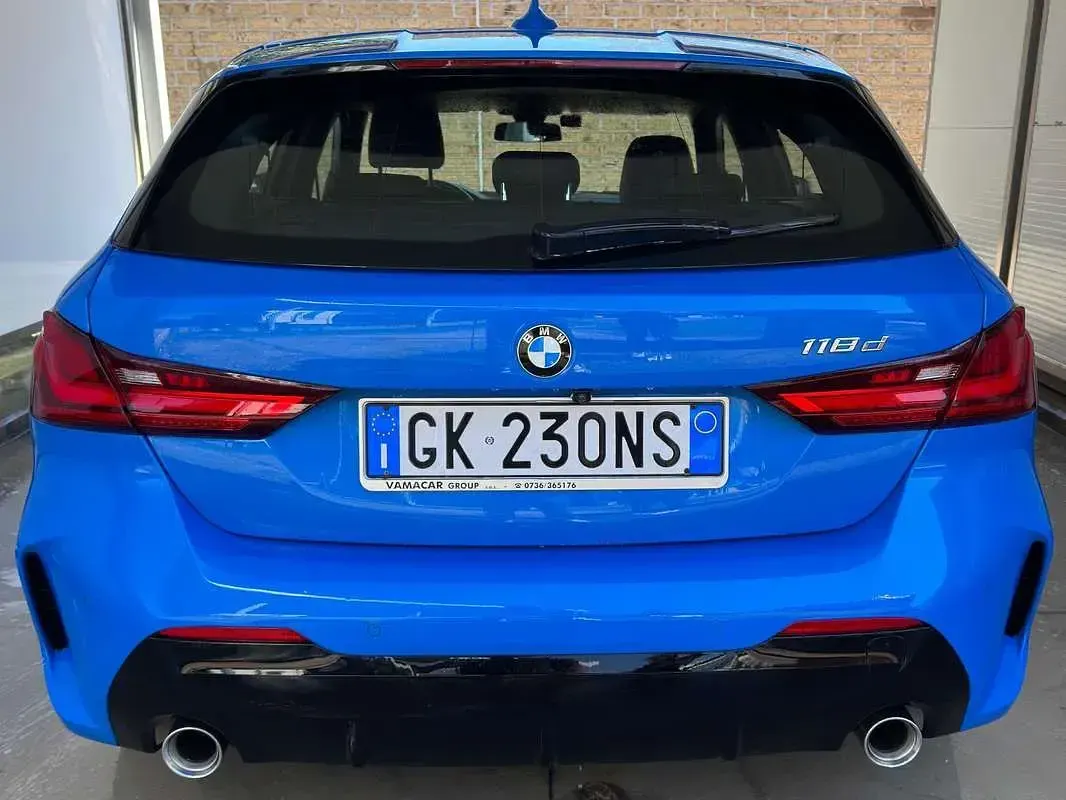 Usata BMW 118 M Sport 150 CV (110 kW) 2021 Blu/azzurro Utilitaria