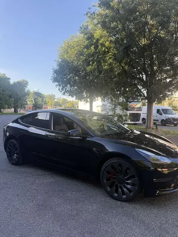 Usata Tesla Model 3 Performance 155 kW (211 CV) 2022 Nero Berlina