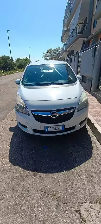 Usata Opel Meriva 120 CV (88 kW) 2016 Bianco Monovolume