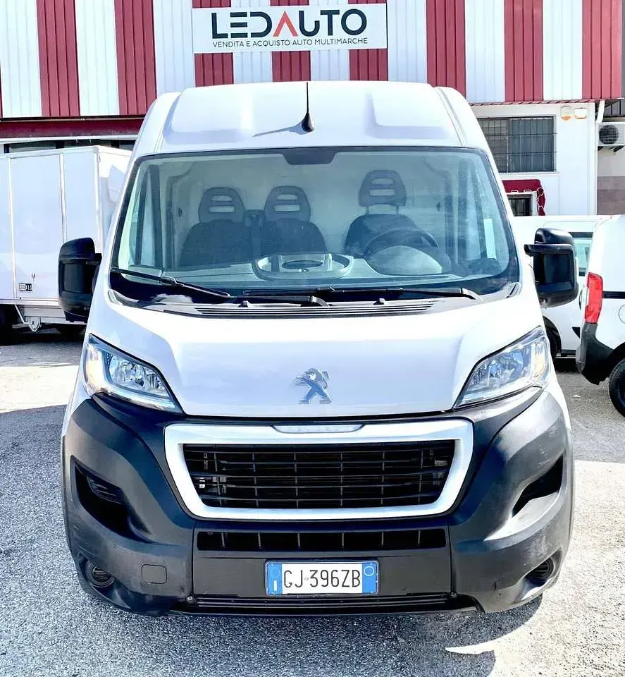 Usata Fiat Ducato 140 CV (102 kW) 2022 Bianco Furgone