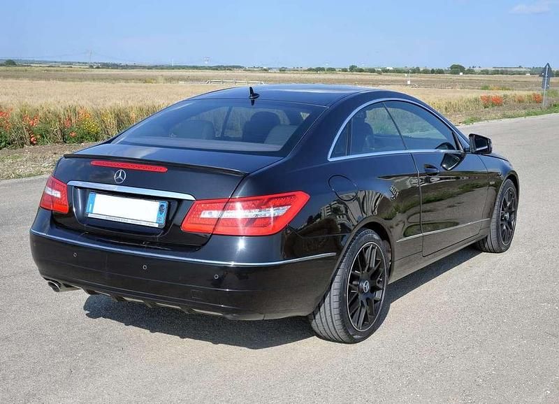 Usata Mercedes E220 Executive 170 CV (125 kW) 2013 Coupé