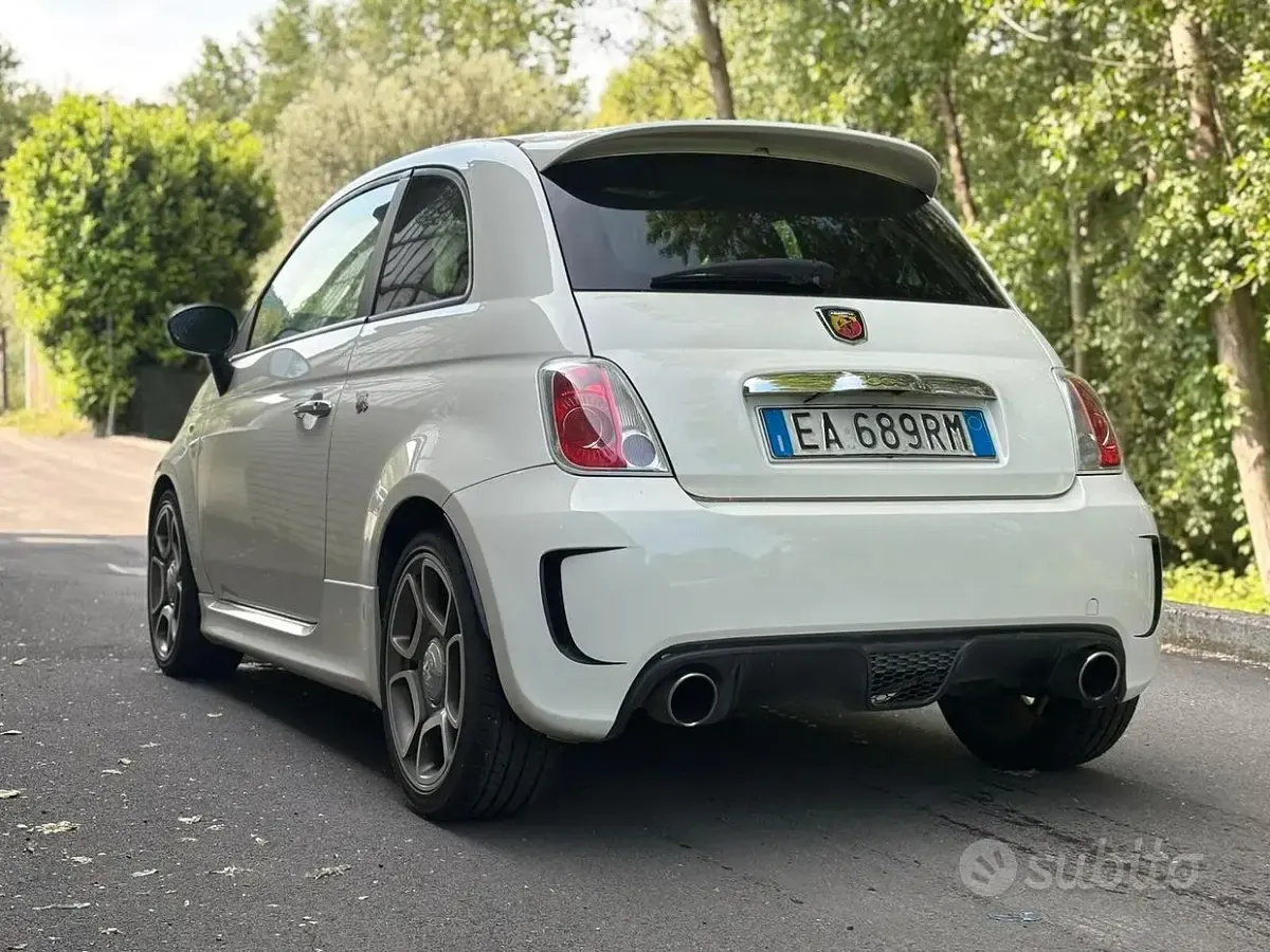 Usata Abarth 500 135 CV (99 kW) 2010 Bianco Berlina