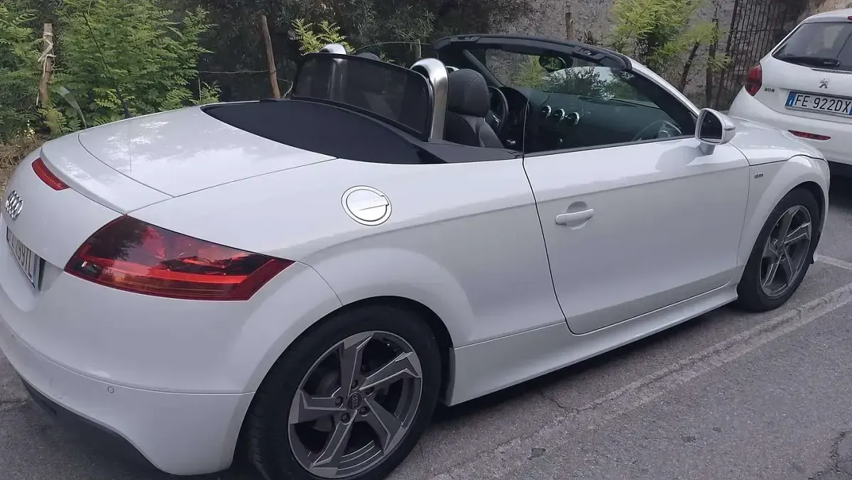 Usata Audi TT Roadster Advanced Plus 170 CV (125 kW) 2013 Bianco Cabrio