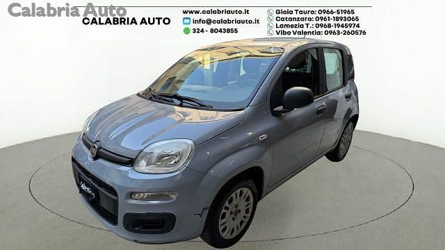 Grigio Usata 2018 Fiat Panda Easy Due volumi | 6950 € (Buon prezzo) - Immagine 1/4