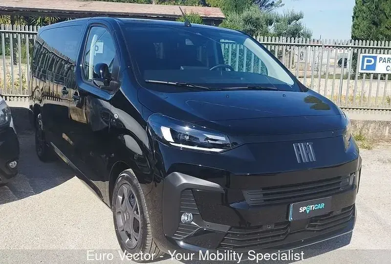 Usata Fiat E-Ulysse 130 kW (177 CV) 2025 Monovolume