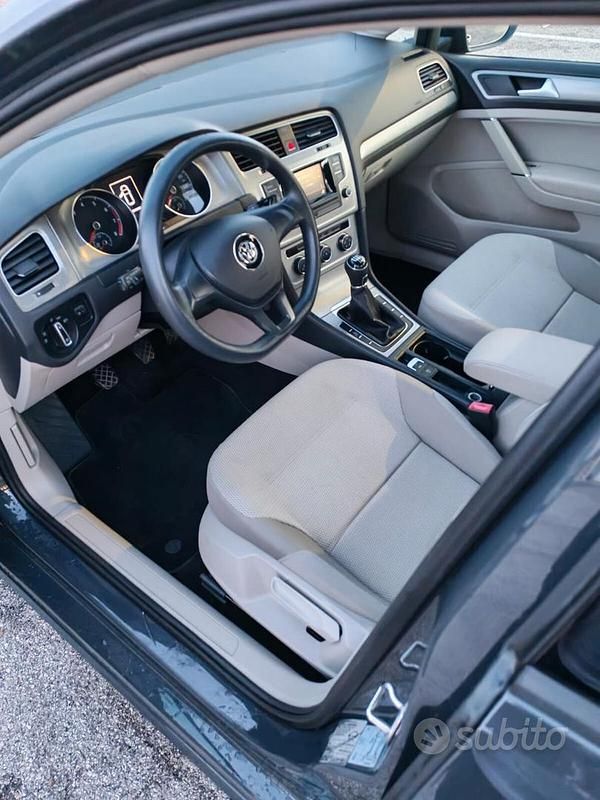 Grigio Usata 2015 VW Golf Highline Berlina | 5500 € (Super prezzo) - Immagine 1/4