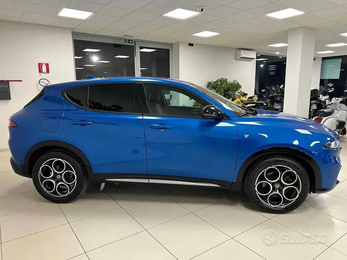 Usata Alfa Romeo Tonale Ti 131 CV (96 kW) 2023 Bluazzurro SUV