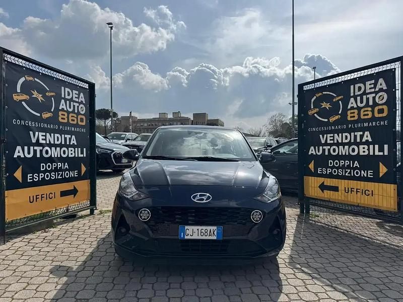Usata Hyundai i10 67 CV (49 kW) 2022 Grigio Utilitaria