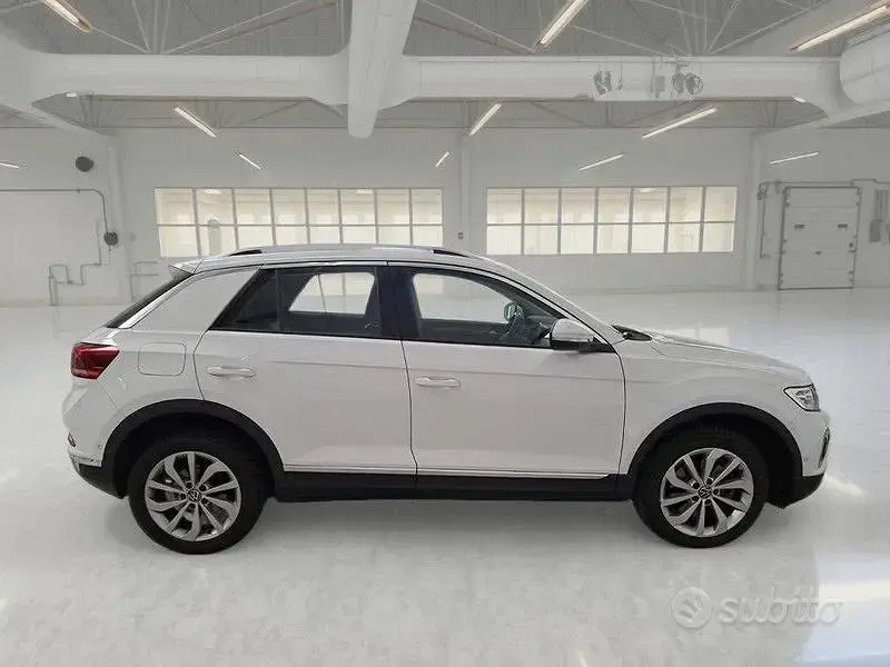 Usata VW T-Roc Style 149 CV (109 kW) 2023 Bianco SUV