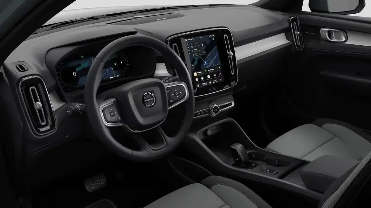 Nuova Volvo XC40 Core 163 CV (119 kW) 2026 Grigio SUV