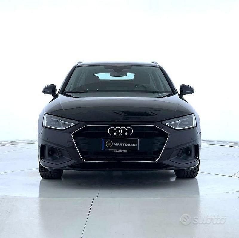 Usata Audi A4 Business 170 CV (125 kW) 2022 Nero Station wagon