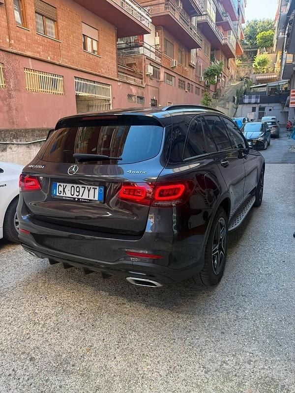 Usata Mercedes GLC220 Premium Plus 194 CV (142 kW) 2022 Nero SUV