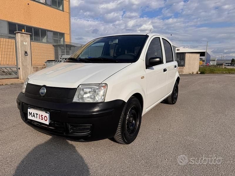Usata Fiat Panda Active 60 CV (44 kW) 2007 Bianco Utilitaria