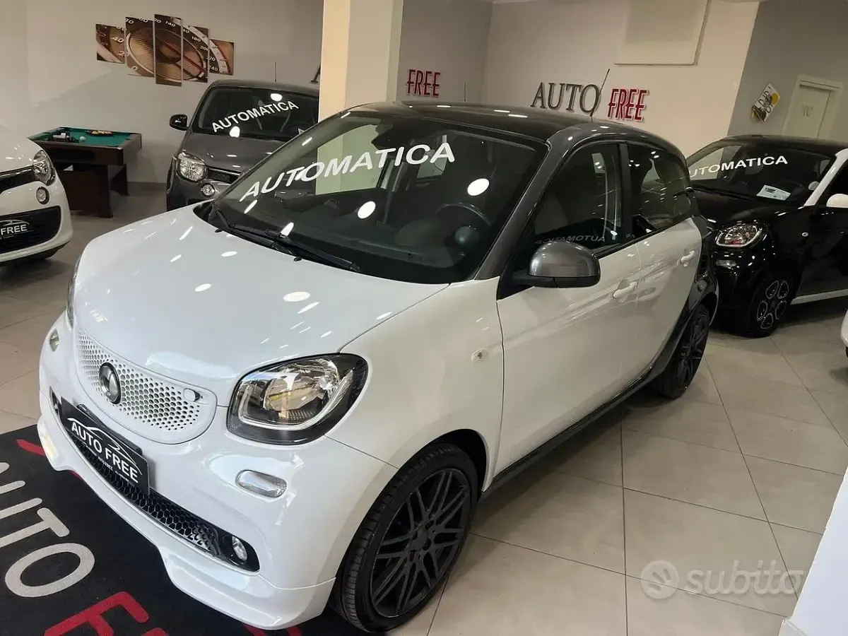 Usata Smart ForFour Brabus 90 CV (66 kW) 2018 Bianco Utilitaria