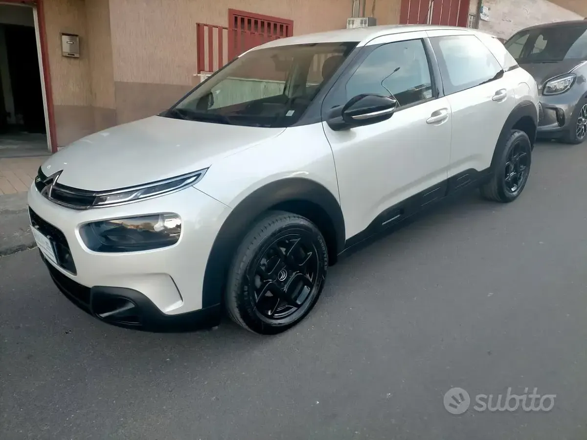 Usata Citroën C4 Shine 99 CV (72 kW) 2018 Bianco Berlina