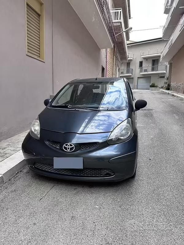 Usata Toyota Aygo 67 CV (49 kW) 2007 Utilitaria