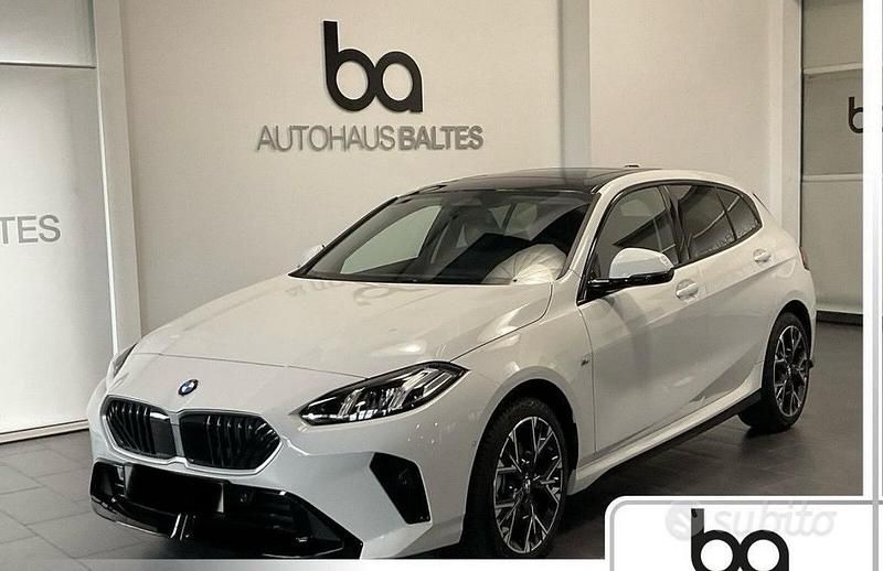 Bianco Usata 2025 BMW 118 M Sport Due volumi | 33.900 € (Buon prezzo) - Immagine 1/4