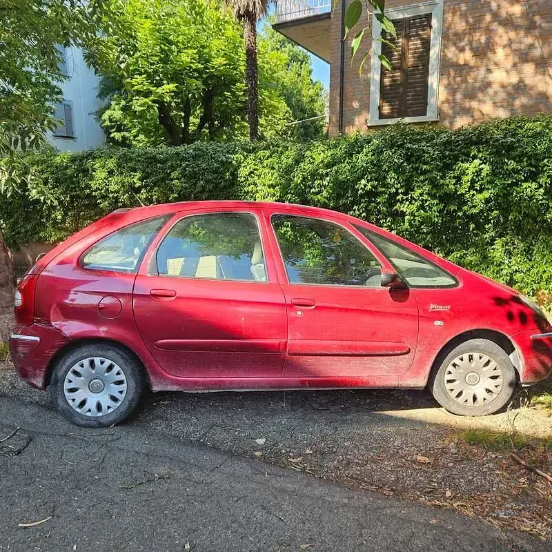 Usata Citroën Xsara Picasso 90 CV (66 kW) 2006 Rosso Monovolume