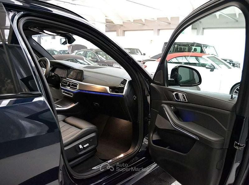 Usata BMW X5 M Sport 286 CV (210 kW) 2021 Blu/azzurro SUV
