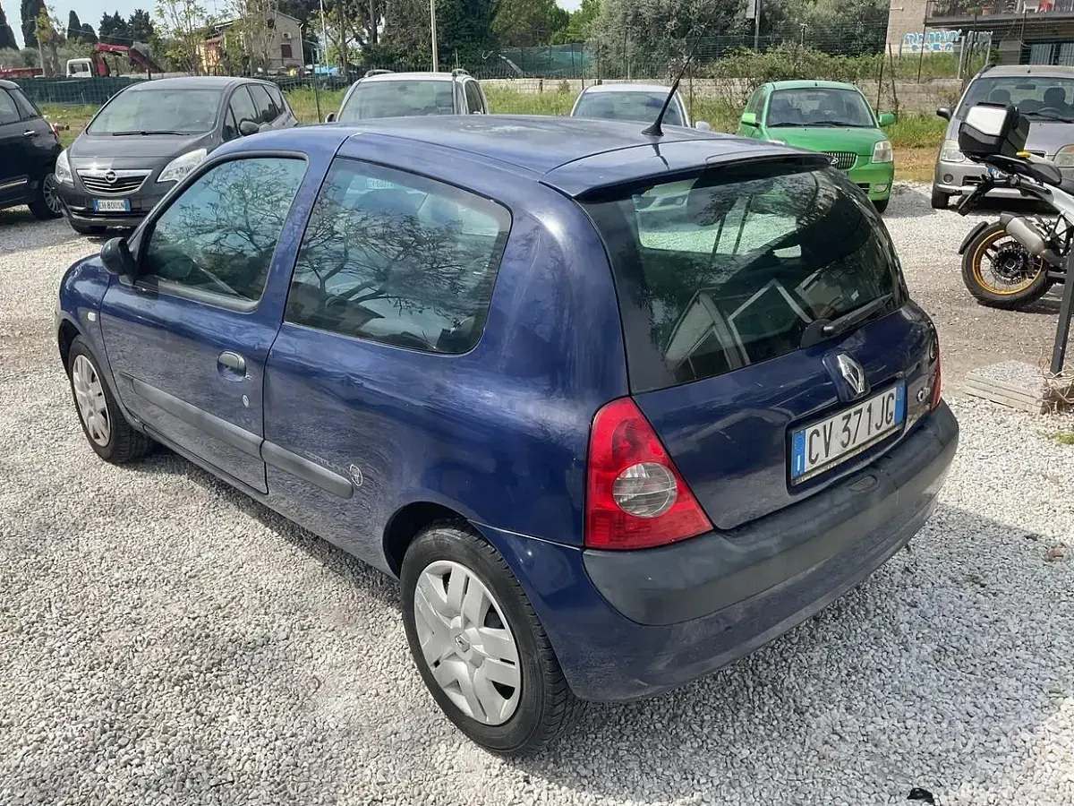 Gebraucht Renault Clio II Authentique 65 PS (47 kW) 2004 Blau Limousine