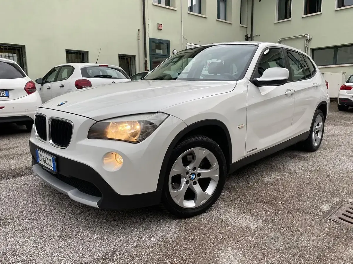 Usata BMW X1 143 CV (105 kW) 2011 Bianco SUV