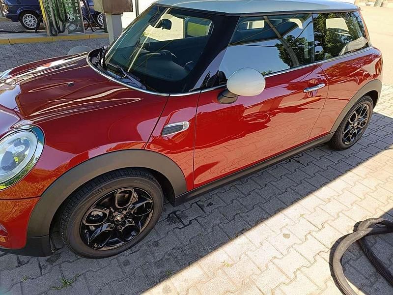 Rosso Usata 2018 Mini Cooper D Due volumi | 16.300 € (Buon prezzo) - Immagine 1/4