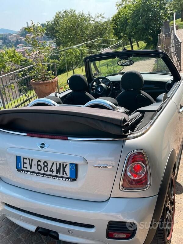 Usata Mini John Cooper Works Cabriolet 211 CV (155 kW) 2014 Grigio Cabrio