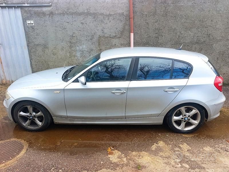 Usata BMW 120 177 CV (130 kW) 2009 Grigio Utilitaria
