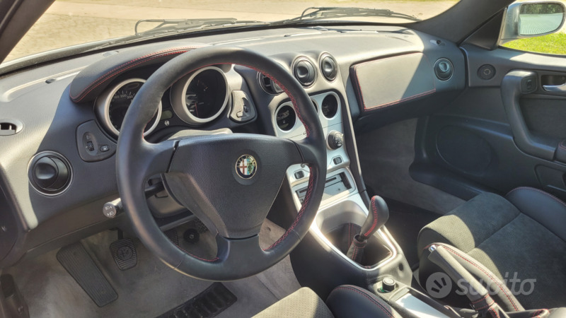 Usato 1999 Alfa Romeo GTV 1.7 Benzin 144 CV (8.500 €)
