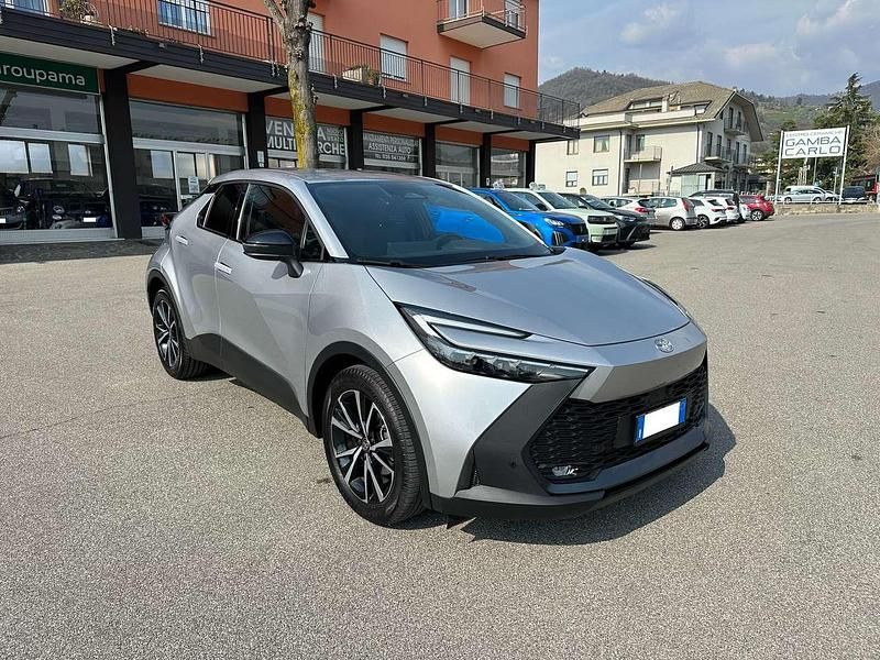 Usata Toyota C-HR Trend 140 CV (102 kW) 2025 Argento SUV