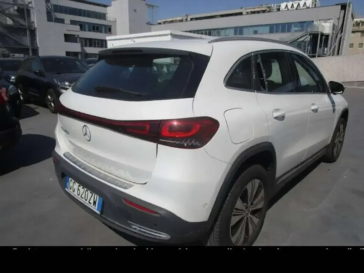 Usata Mercedes EQA250 80 kW (109 CV) 2021 Other SUV
