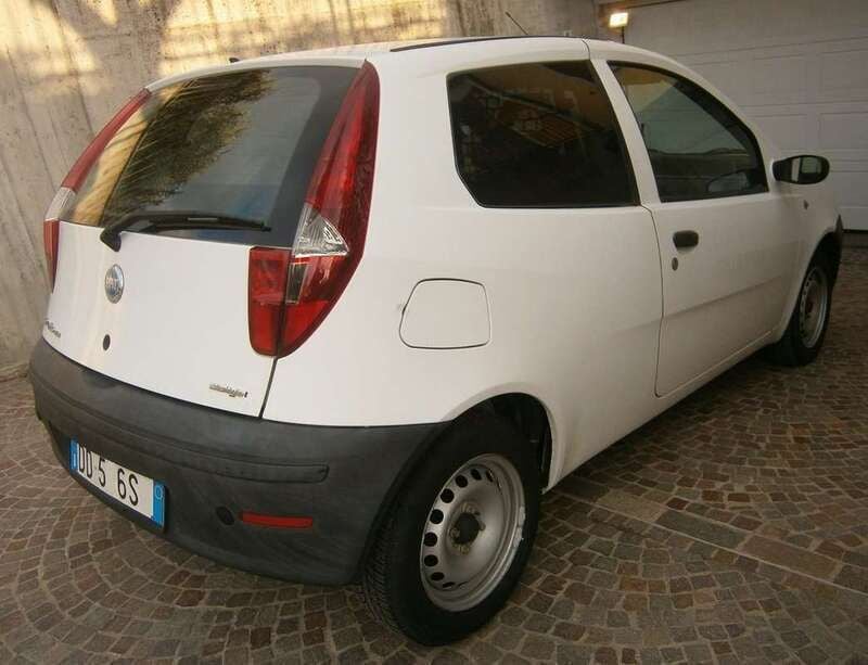 Usate Fiat Punto Van 1 3 Multijet 2006 Prezzi Waa2