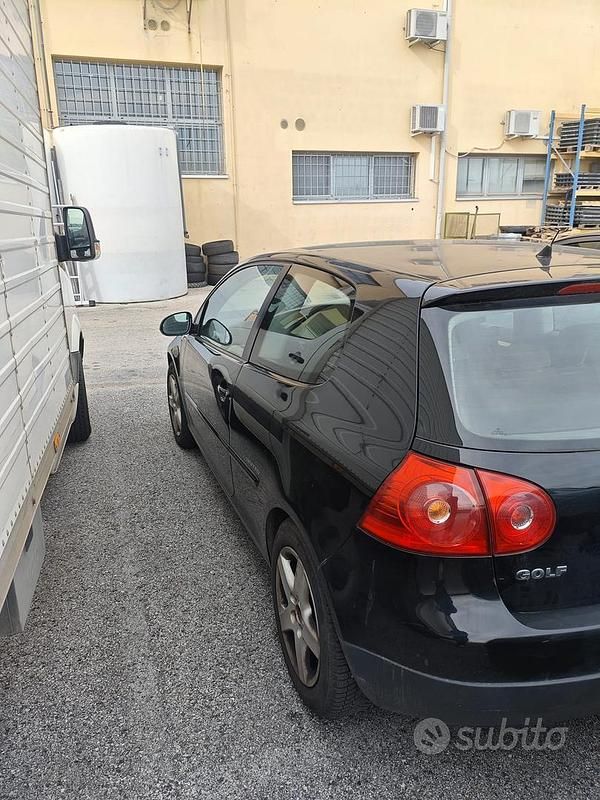 Usata VW Golf VI 2008 Nero Utilitaria