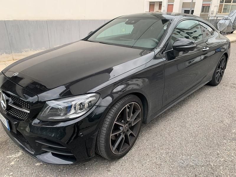Usata Mercedes C220 2020 Nero Coupé