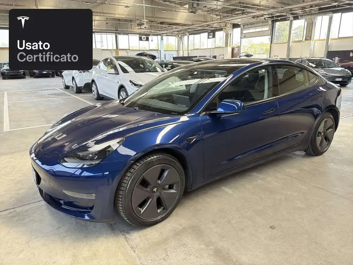 Usata Tesla Model 3 Long Range AWD 324 kW (441 CV) 2021 Deep blue metallic Berlina