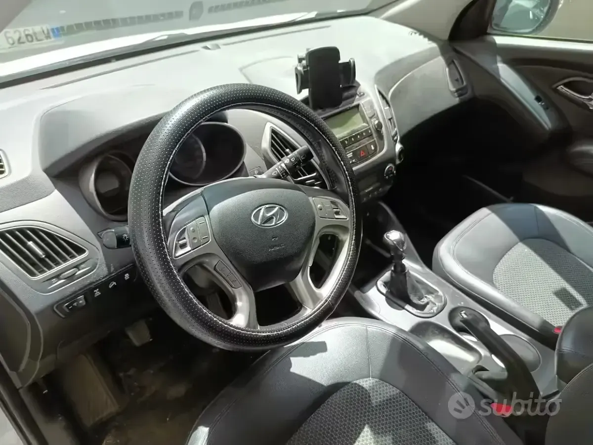 Używany Hyundai ix35 136 KM (100 kW) 2011 Biały SUV
