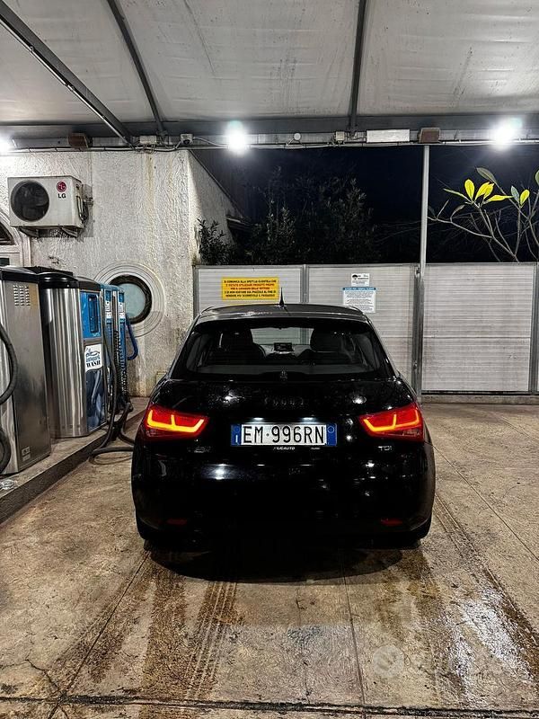 Usata Audi A1 95 CV (69 kW) 2013 Nero Utilitaria