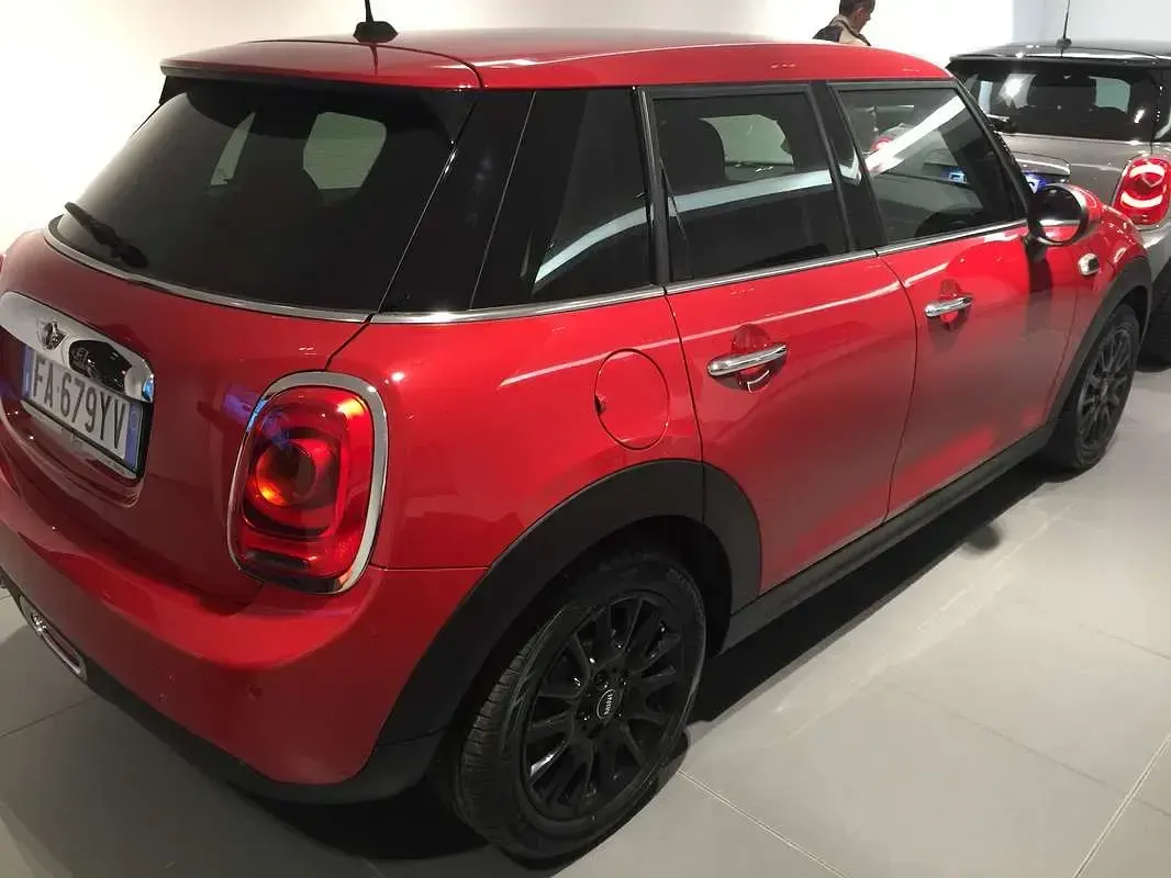 Usata Mini One D Business 95 CV (69 kW) 2015 Rosso Utilitaria