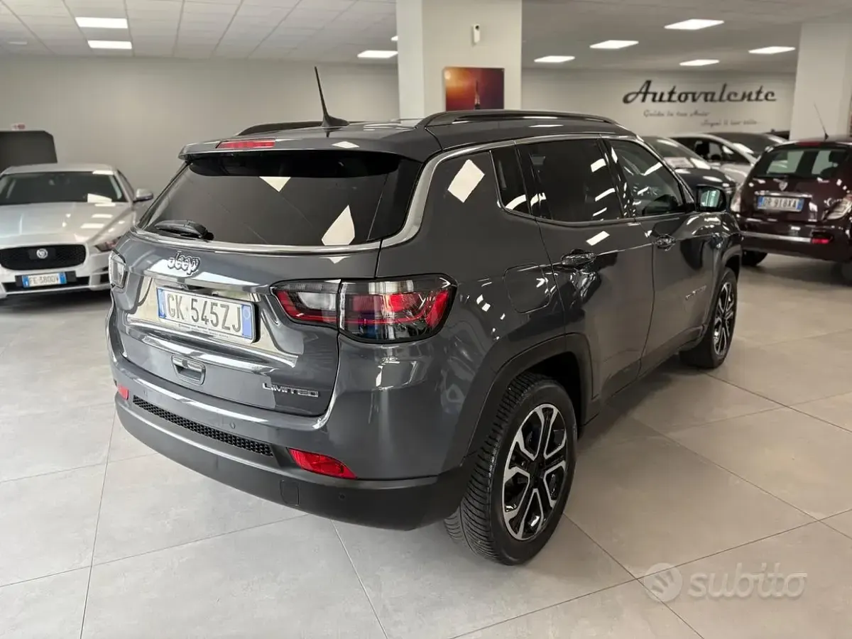 Usata Jeep Compass Limited 131 CV (96 kW) 2022 Grigio SUV