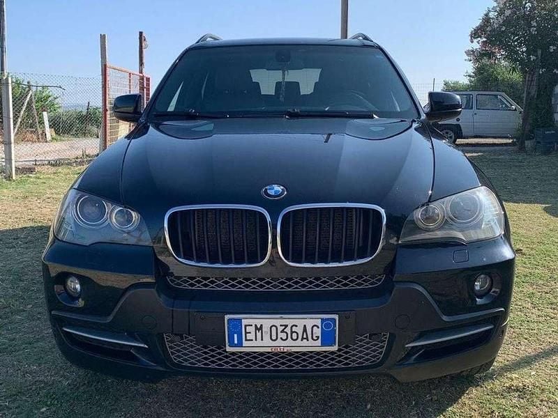 Usata 2009 BMW X5 Comfort Edition SUV | 8000 € (Buon prezzo) - Immagine 1/4