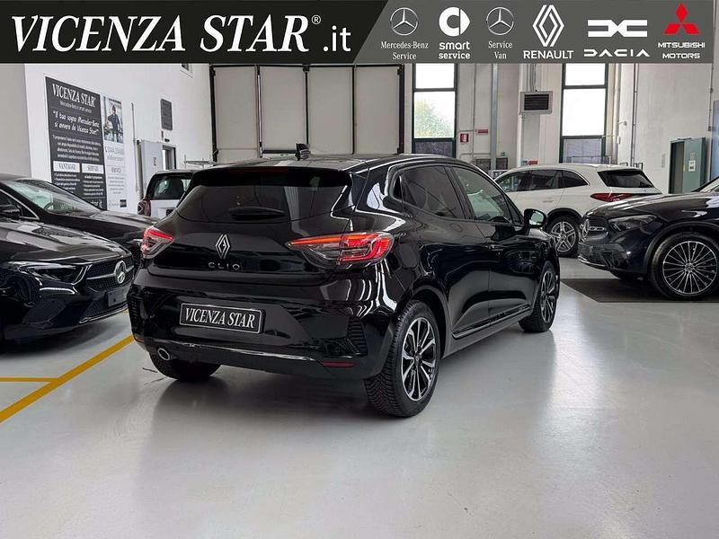 Usata Renault Clio V Techno 90 CV (66 kW) 2025 Nero etoile Berlina